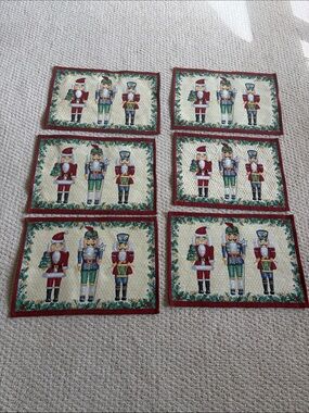 Holiday Nutcracker Placemat Set - Red & Cream
